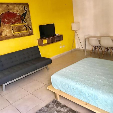 Jr Suite En Zona Residencial Linda Vista - Magnifica Ubicacion Y Tranquilidad. Monterrey Eksteriør billede